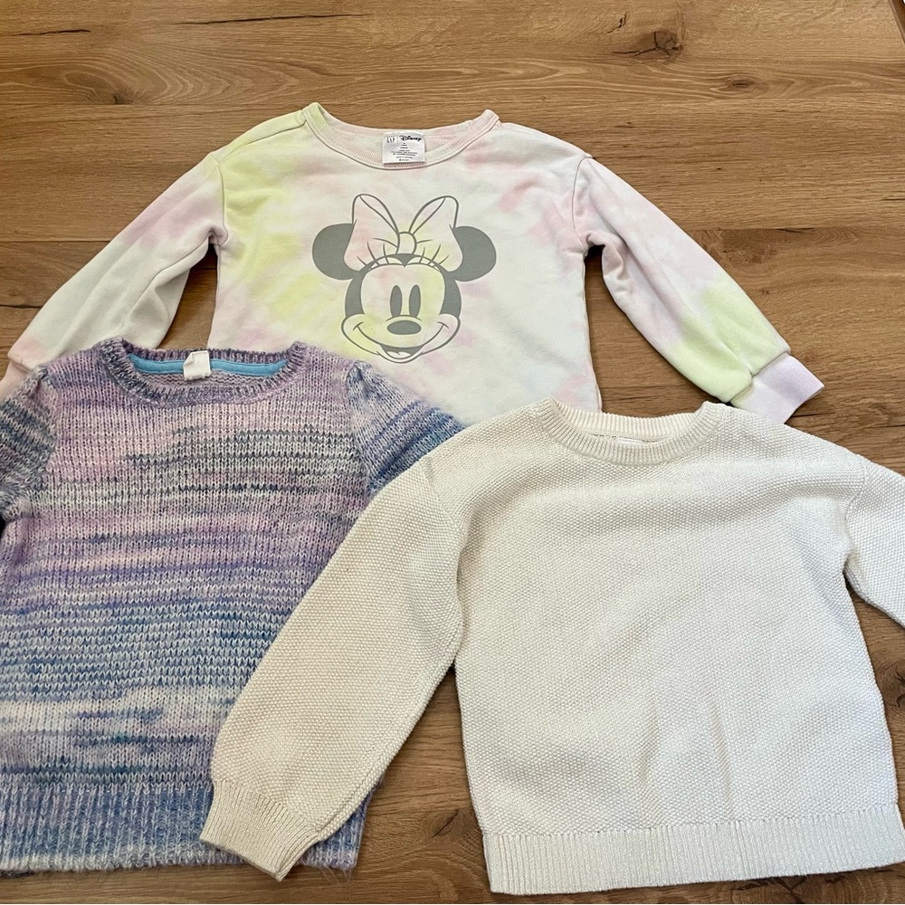 3 Gap sweaters for girls